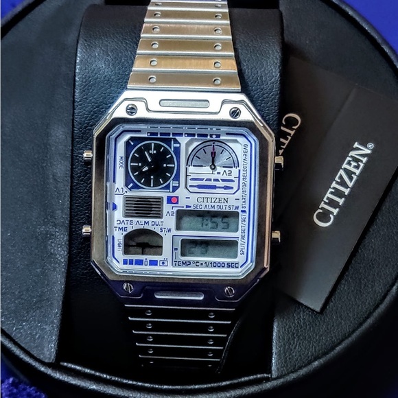 Citizen Star Wars R2-D2 Ana Digital Collectible Men\'s Watch
